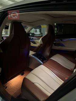 BMW 8-Series